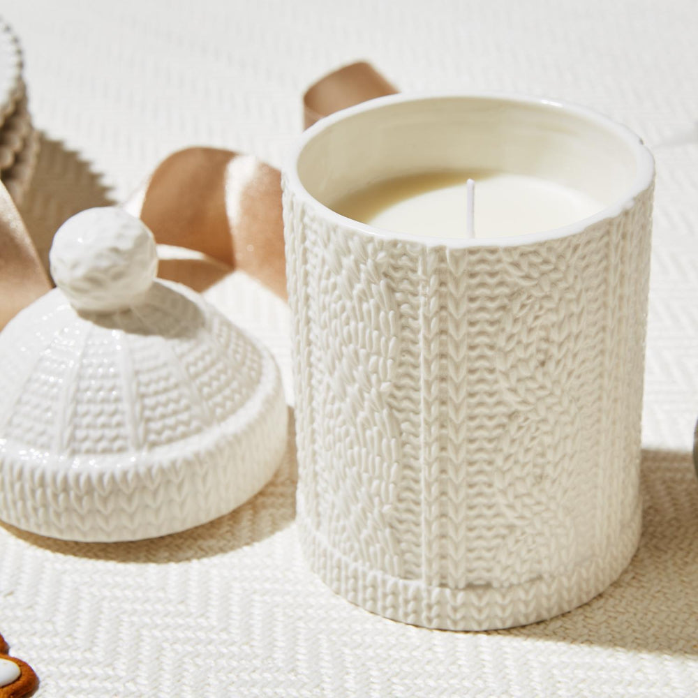 Two's Company Cable Knit Patterned Lidded Filled Scented Candle with Fraser Fir Fragrance in Elegant Gift Box