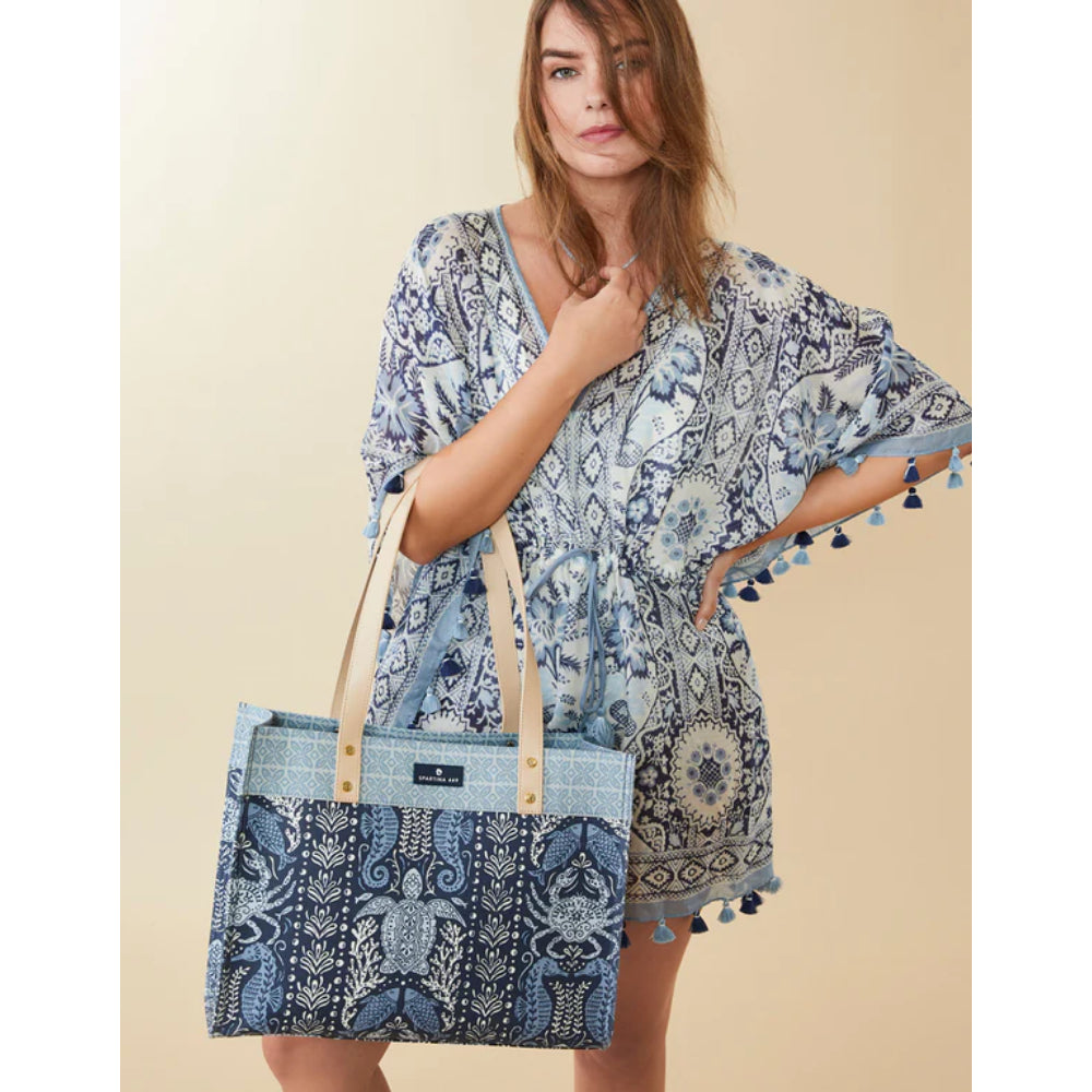 Spartina Hamilton Sea Life - Roomy Excursion Tote for Travel