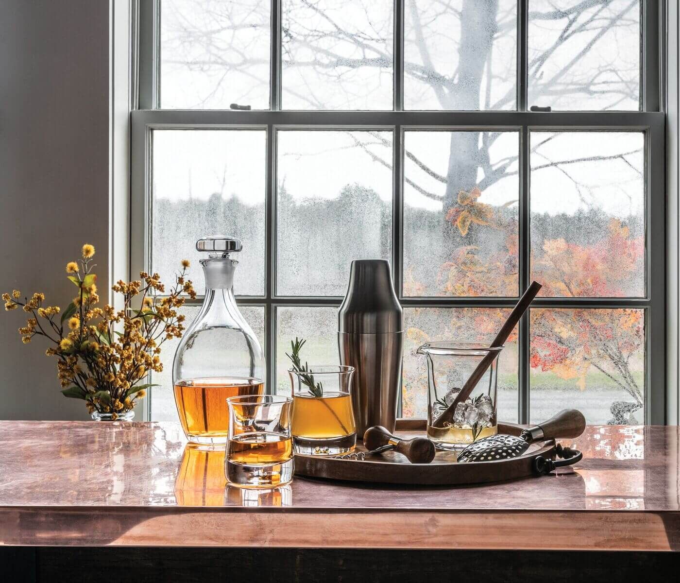Simon Pearce Handmade Glass Shoreham Whiskey Decanter with Circular Stopper