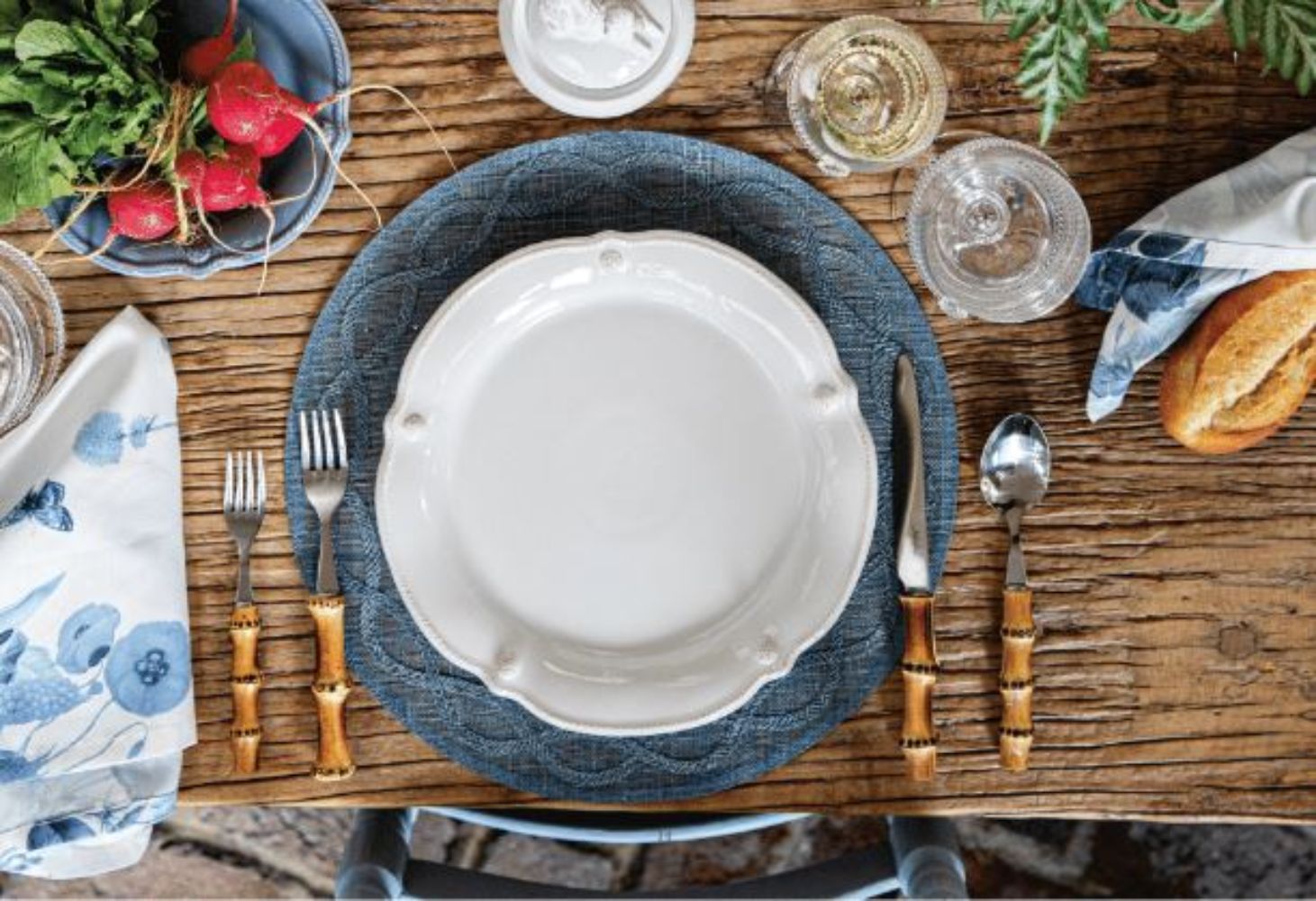 Juliska Flared Berry & Thread Design Dinner Plate for Dining