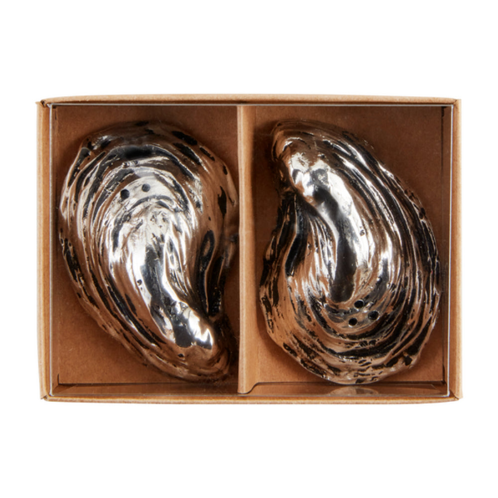 Exquisite Mud Pie Cast Aluminum Figural Oyster Salt and Pepper Shaker Set for Dining Tables