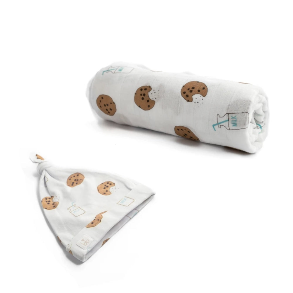 Dear Perli Premium Bamboo Muslin Swaddle Blanket and Adorable Topknot Hat Set - Cookie Craze Design