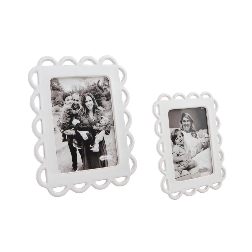 Mud Pie Glazed Terracotta Scallop Picture Frame for Decor